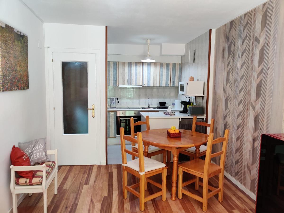 Apartmán "Leo Pixel" Avairent Canfranc Estacion Exteriér fotografie