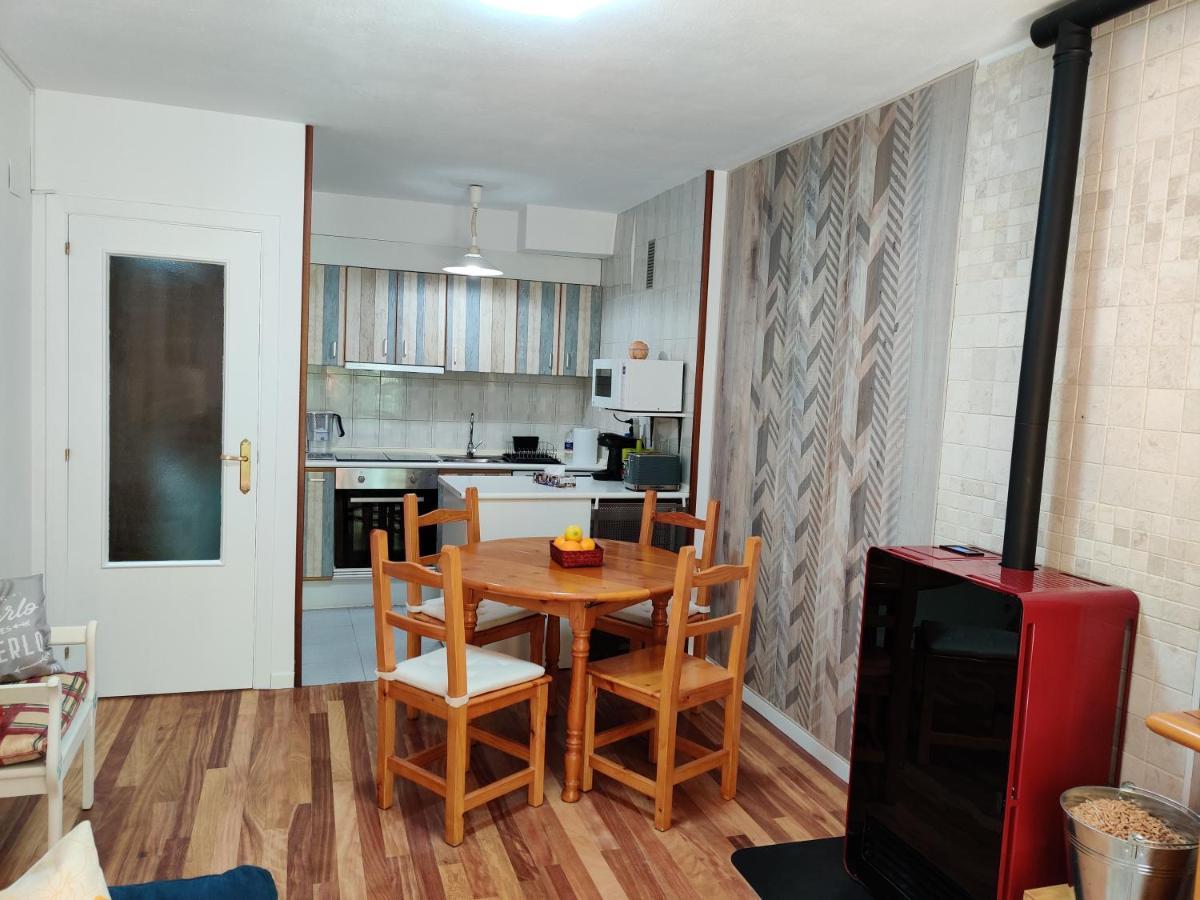 Apartmán "Leo Pixel" Avairent Canfranc Estacion Exteriér fotografie