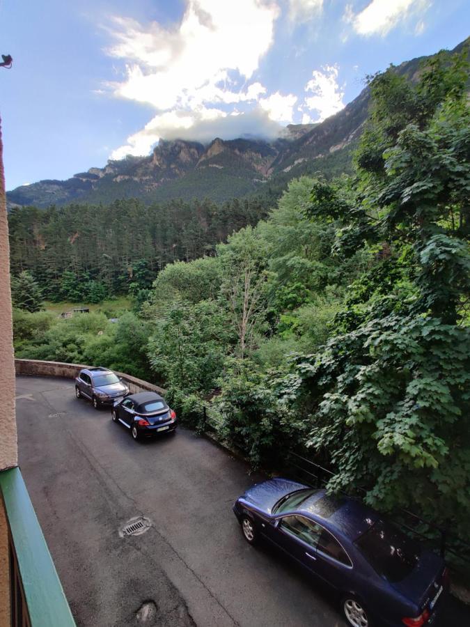 Apartmán "Leo Pixel" Avairent Canfranc Estacion Exteriér fotografie
