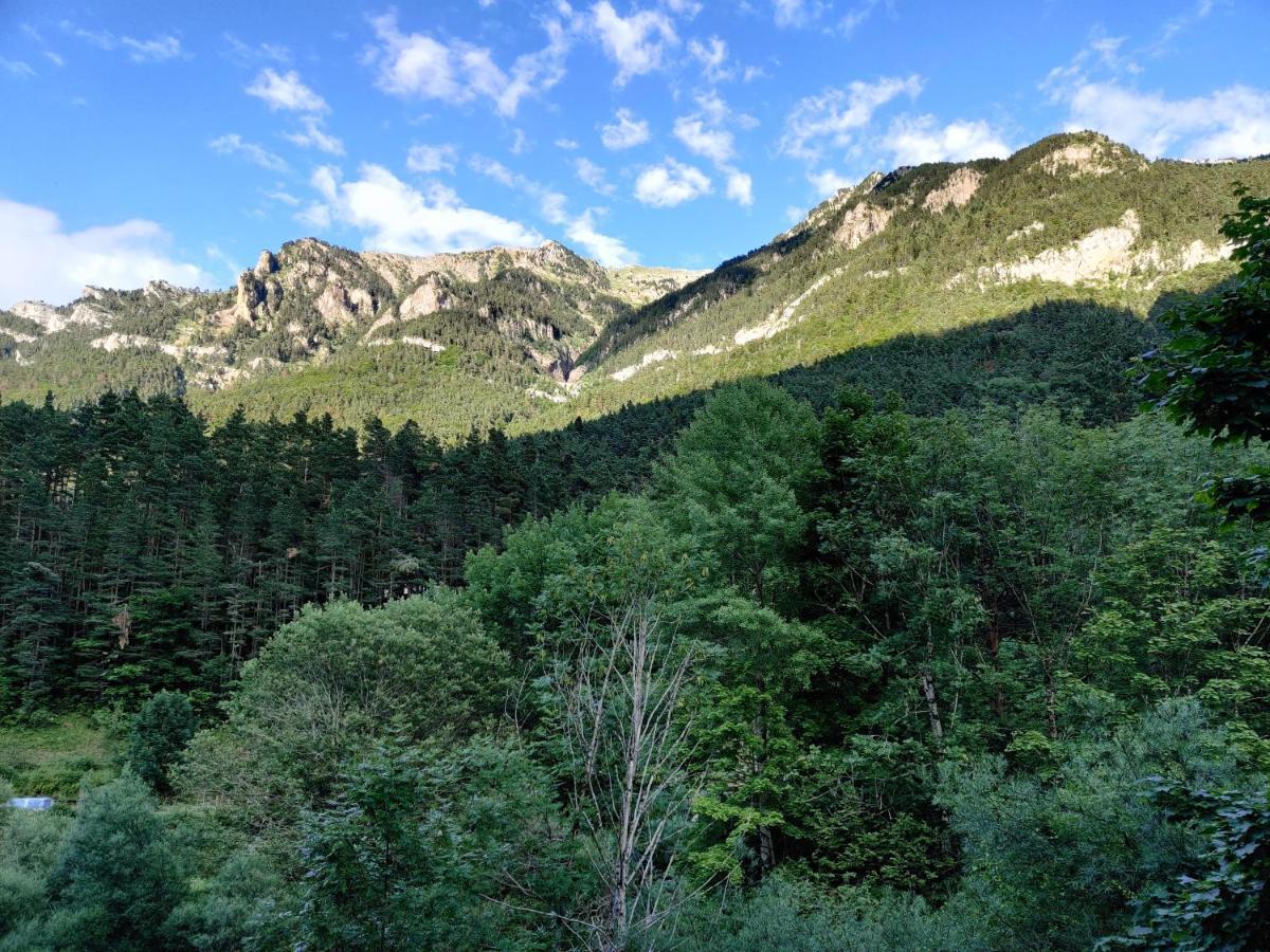 Apartmán "Leo Pixel" Avairent Canfranc Estacion Exteriér fotografie